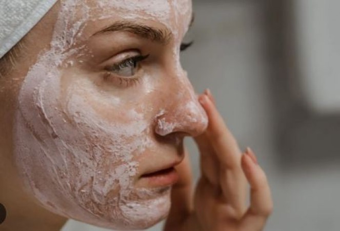 Leave expensive skin care treatments and prepare scrub at home, you will get glowing skin