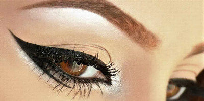 EYELINER THAT REVELS ABOUT YOU!