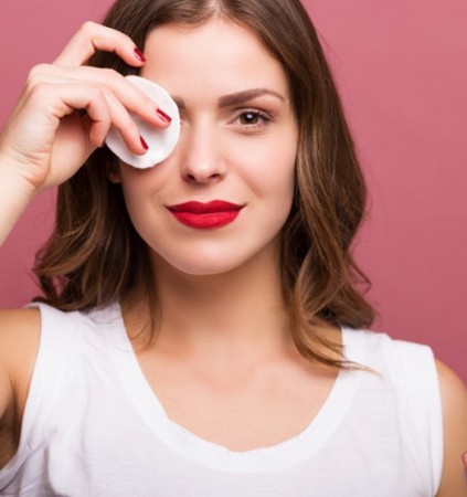 5 Effective natural make-up removal