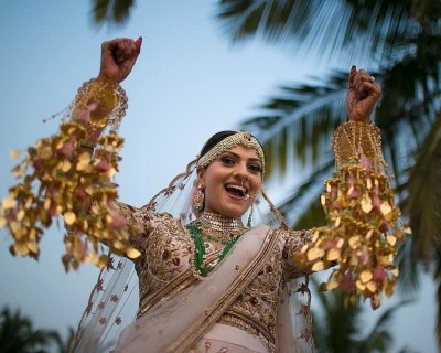 Kaleera made from cowries will add to the beauty of the bride
