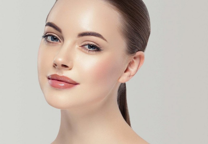 Get a Glowing Face in Just 10 Minutes with This Easy Method