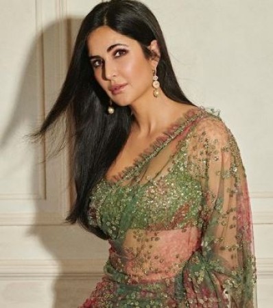 Katrina Kaif stoles the show with her Ethnic look on the red carpet