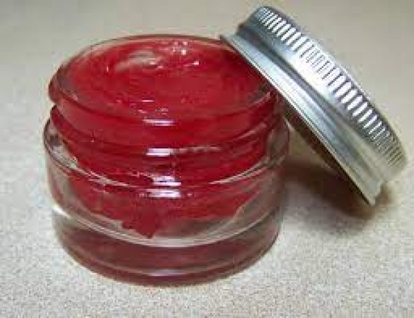 how to make lip balm at home