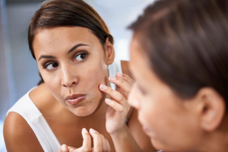 Forget the Celebrity Miracle Treatments: Effective Ways to Get Rid of Acne