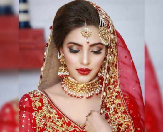 Wear such outfits on Hartalika Teej, you will look most beautiful
