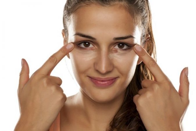 3 Magical tips to get rid of dark circles under eyes