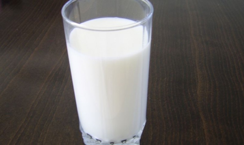 What Milk Alternatives Are Healthier? Exploring Your Options