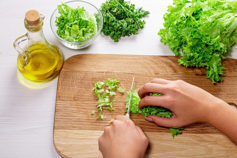 Simple Cooking Techniques for a Delicious Easter Lunch