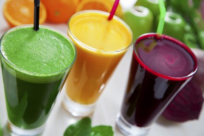 Crafting Nutritious and Delicious Smoothies: Recipes and Tips