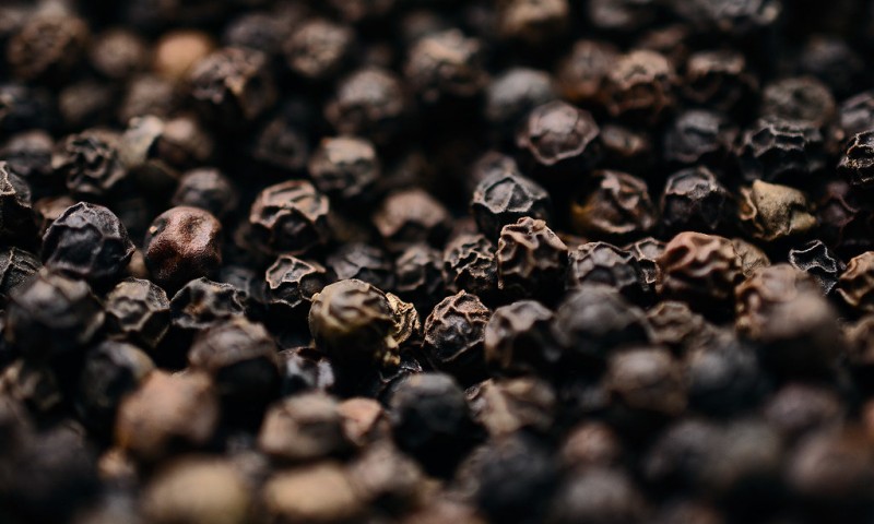 5 Advantages of Black Pepper: Immunity, Digestion, and More