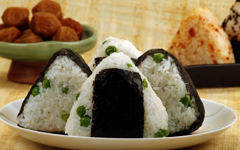 Easy Recipe To Make Japanese Rice Balls At Home