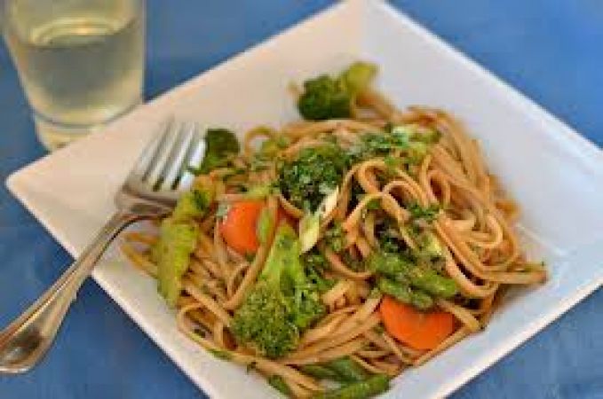 Enhance the flavor of Noodles with adding some vegetables