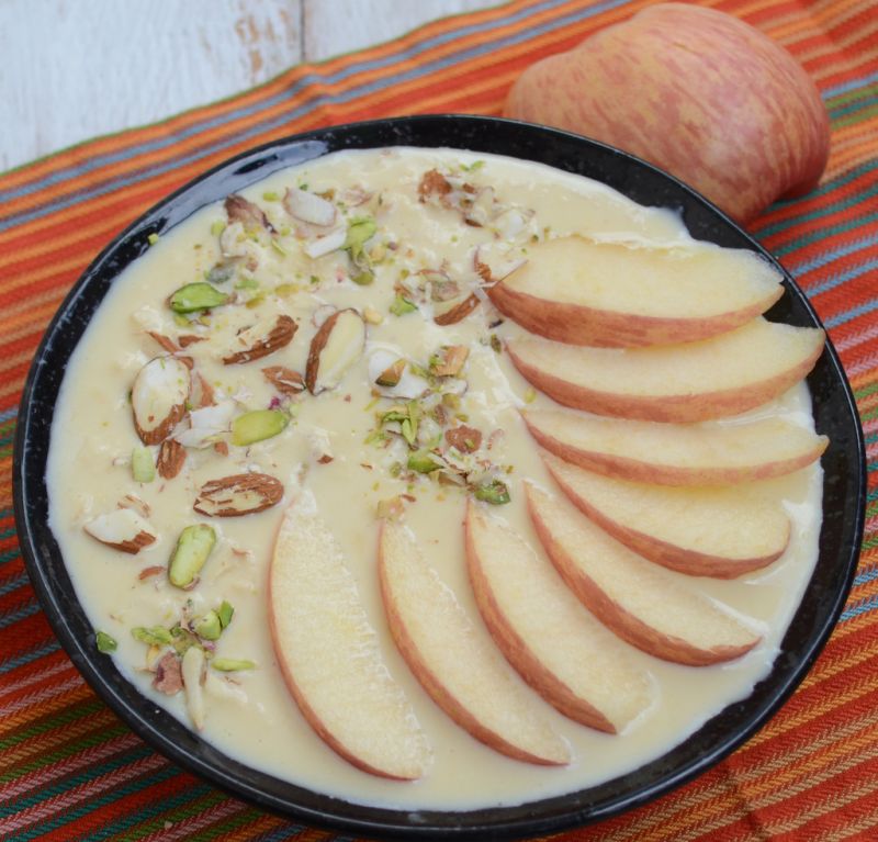 Make delicious Apple Rabdi with this simple recipe