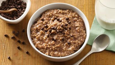 Make delcious and healthy Chocolate Oats for your kids with this easy recipe