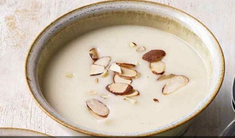 Make teasty and healthy  Creamy Almond Soup at home with this recipe