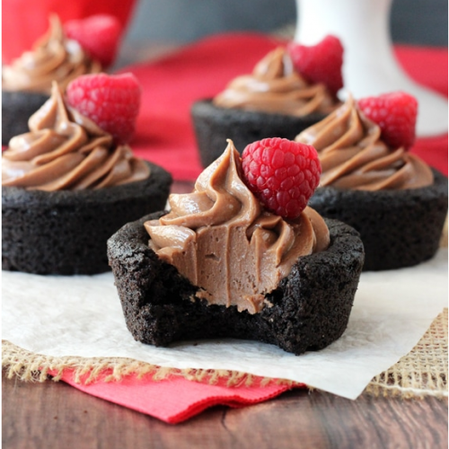 Valentine Special: Nutella Cheesecake Chocolate Cookie Cups