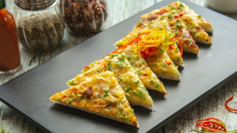 Moong dal toast: A high protein healthy snack to munch on!