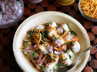 Make Makhana Chaat in these 2 ways, the taste will not leave your tongue