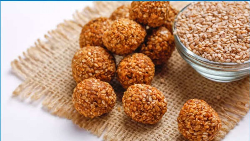 Winter Food Item: Keep sesame and jaggery laddus prepared in the winter season, they are also beneficial for health