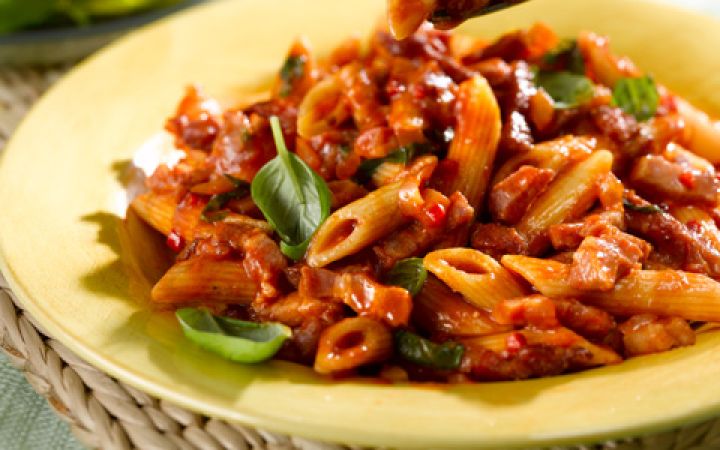 Know the recipe of Red Sauce Pasta