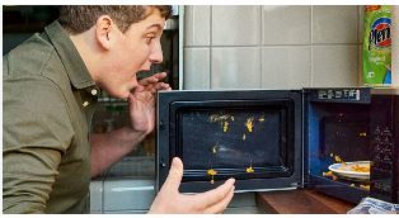 Easy Tips to Clean Your Microwave: Say Goodbye to Stubborn Stains!