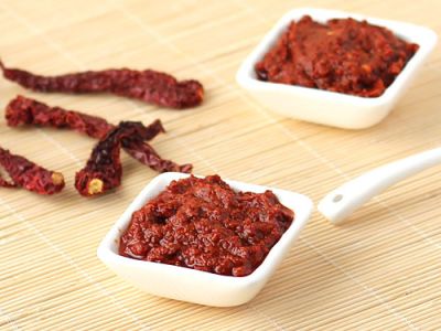 Give Gujarati touch to your dinner with Garlic Chutney
