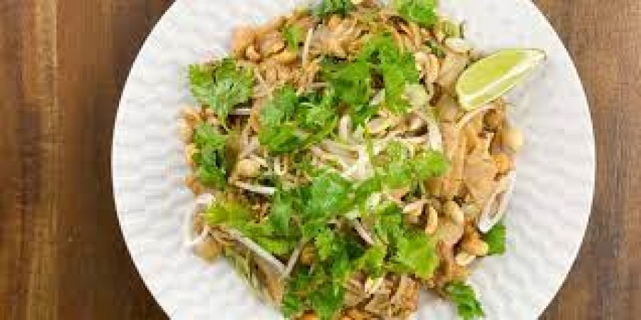 Tantalize Your Taste Buds: A Journey into Vegetarian Pad Thai