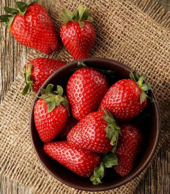 The Sweet Delights: Exploring the Health Benefits of Strawberries