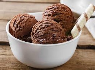Market ice cream should not make you sick, it is very easy to make at home
