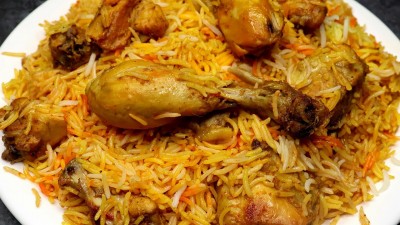 Once you taste Peshawari style chicken biryani, you will keep licking your fingers