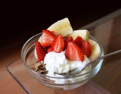 Almond Strawberry Cream Recipe