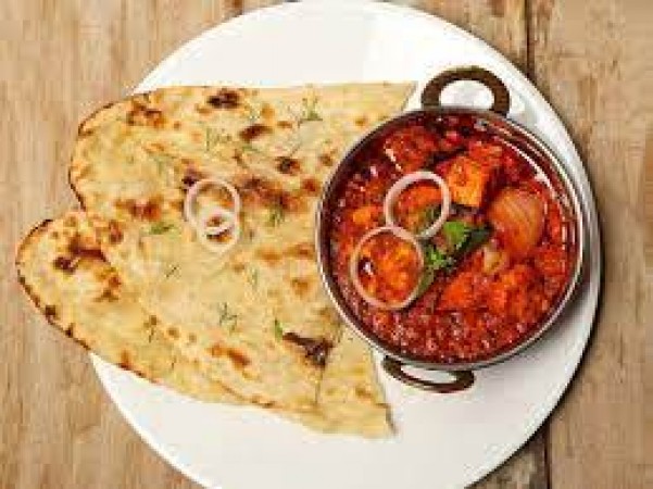 Prepare delicious Kadai Paneer, Naan and Pulao for the family on Dhanteras evening