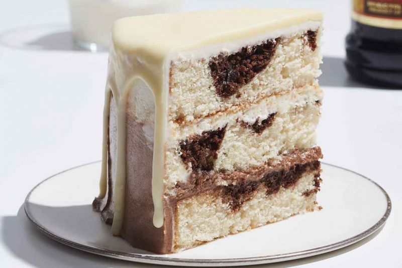 Make White Russian Cake with these simple methods