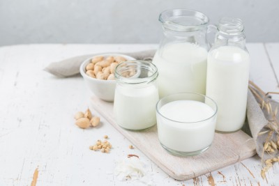 What milk alternatives are healthier? See what the professionals have to say