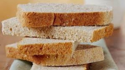 How much bread should one eat in a day to stay healthy?