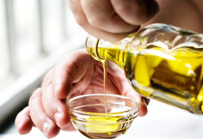 The Best Cooking Oils (and Which Ones to Avoid)