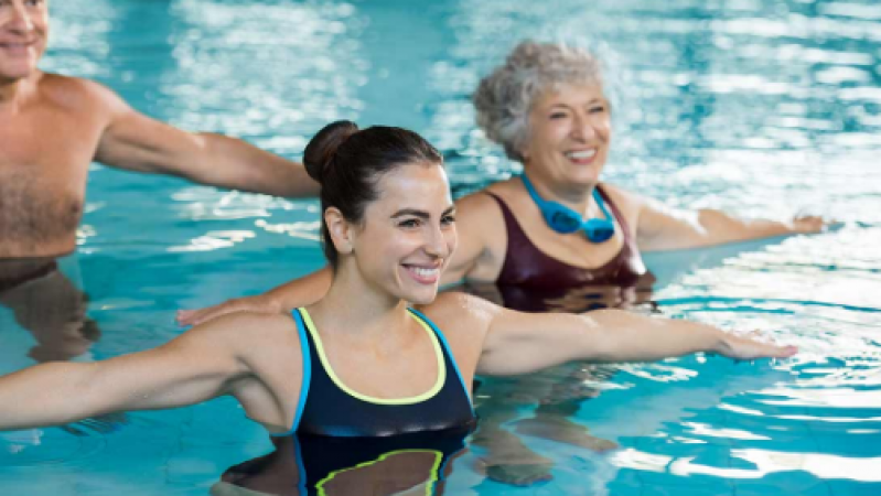 Dive into Fitness: 6 Dynamic Pool Exercises for Calorie Burning and Weight Loss