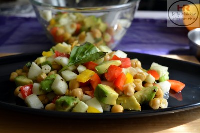 Crafting a Healthy Path: Making White Chana Salad to Lose Weight
