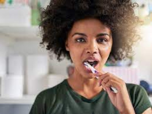 6 आदतें जो दांतों की सड़न का बनती है कारण