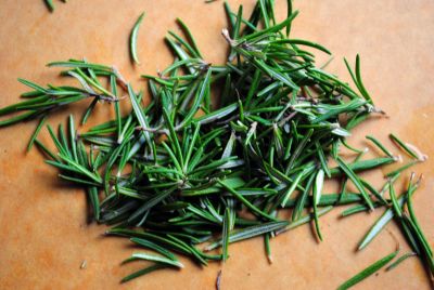 Rosemary Leaves strengthen the immune system