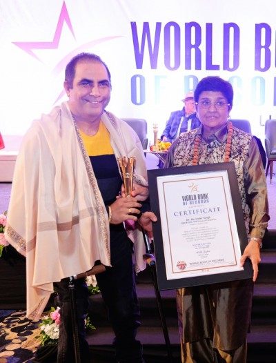 World Record for Famous Cosmetic Dermatologist of Rajasthan, Dr. Arvinder Singh.