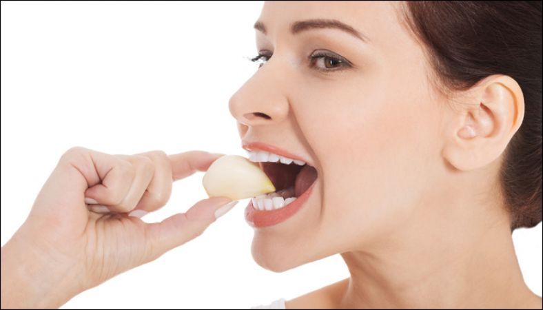 Know the benefits of eating garlic in an empty stomach in the morning
