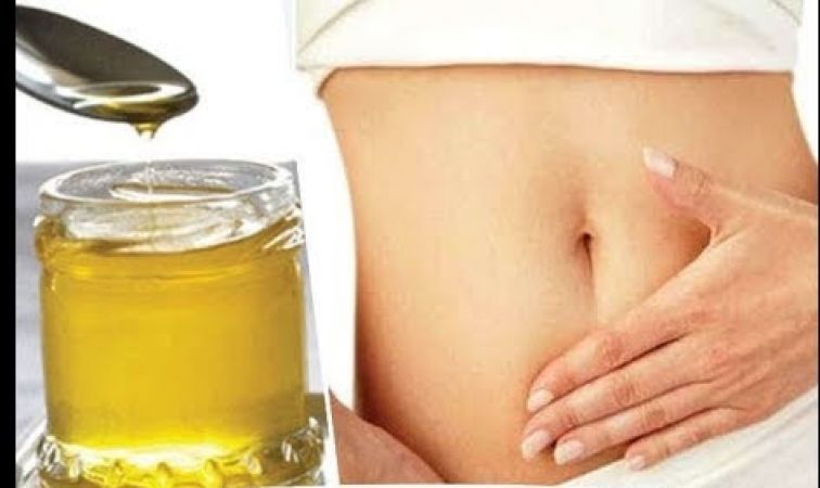 Two drops of oil must be inserted into the navel; will give many benefits