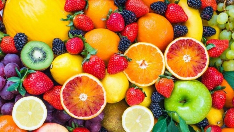 Unlocking the Numerous Benefits of Eating These Fruits on an Empty Stomach
