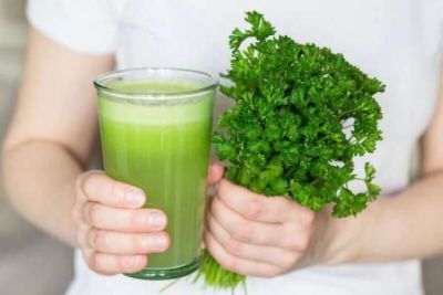 Parsley juice is beneficial for health in winter