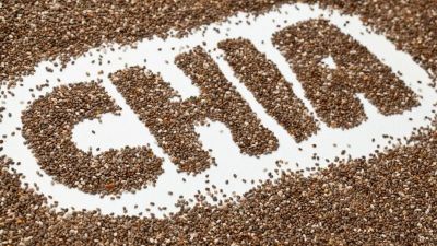 Chia seeds and honey remove the problem of constipation