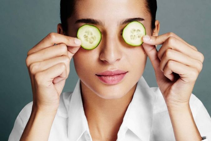 Problems with eye infections can be overcome by using cucumber