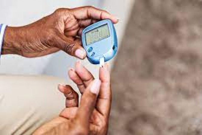 Diabetes: घर पर डायबिटीज की जांच करने का सबसे अच्छा तरीका, जानें खाने से पहले और बाद में क्या होना चाहिए ब्लड शुगर