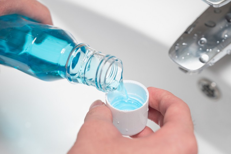 Everyday Mouthwashes, oral rinses may inactivate human coronaviruses: study