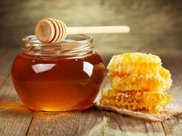 Honey  gives relief in typhoid and pneumonia